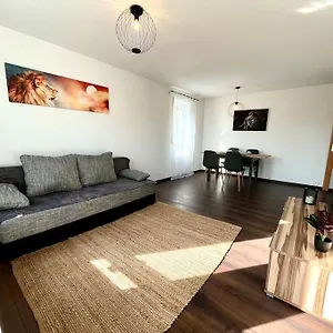 Am Puls Der Stadt, Inkl Tg-stellplatz & Balkon Apartment